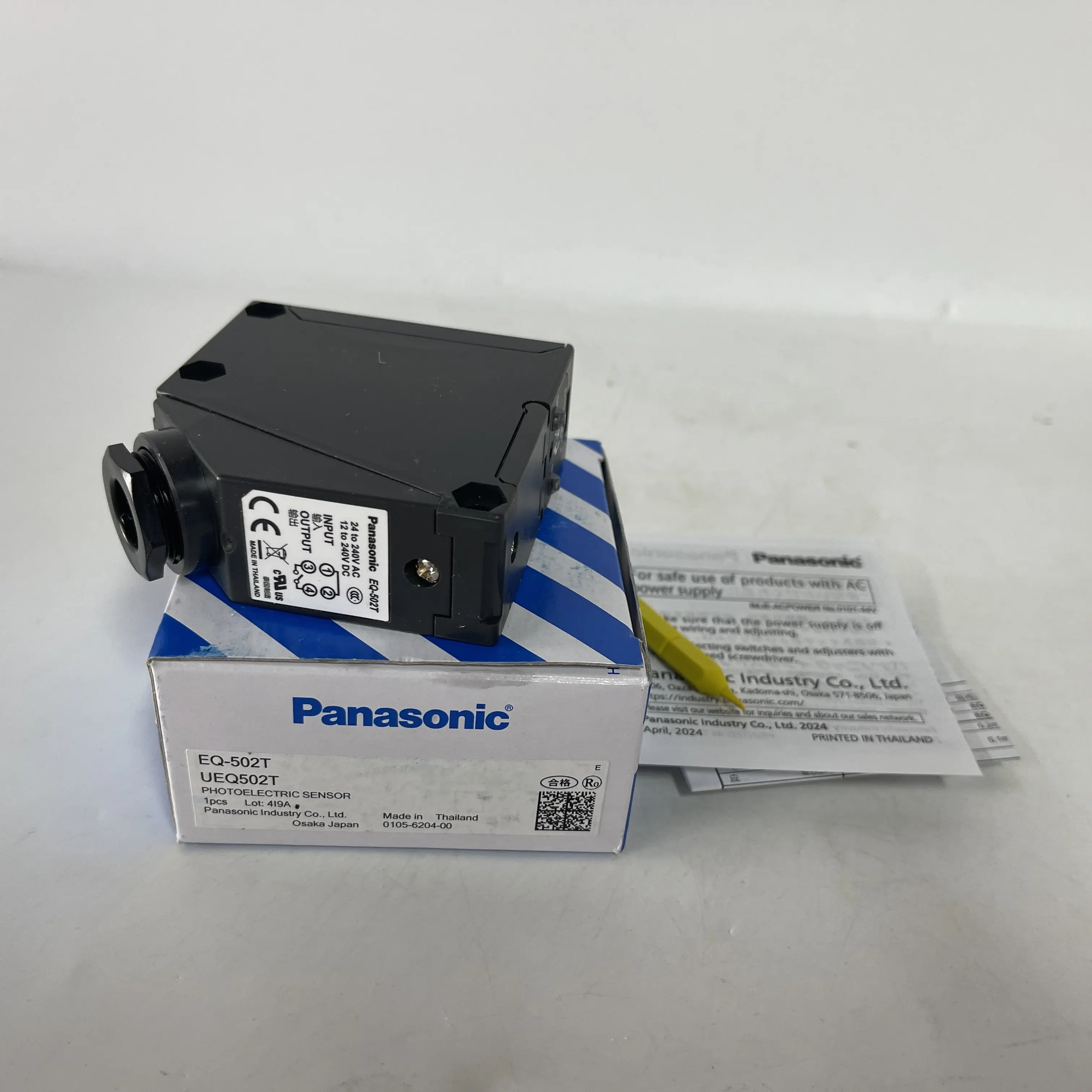 Panasonic Photoelectric Sensor EQ-502T Panasonic Photoelectric Sensor EQ-502T