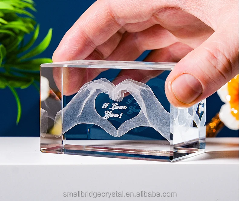 PuJiang Factory 3D Laser Glass Crystal Cube Love Theme Mather's Day gift OEM Design details