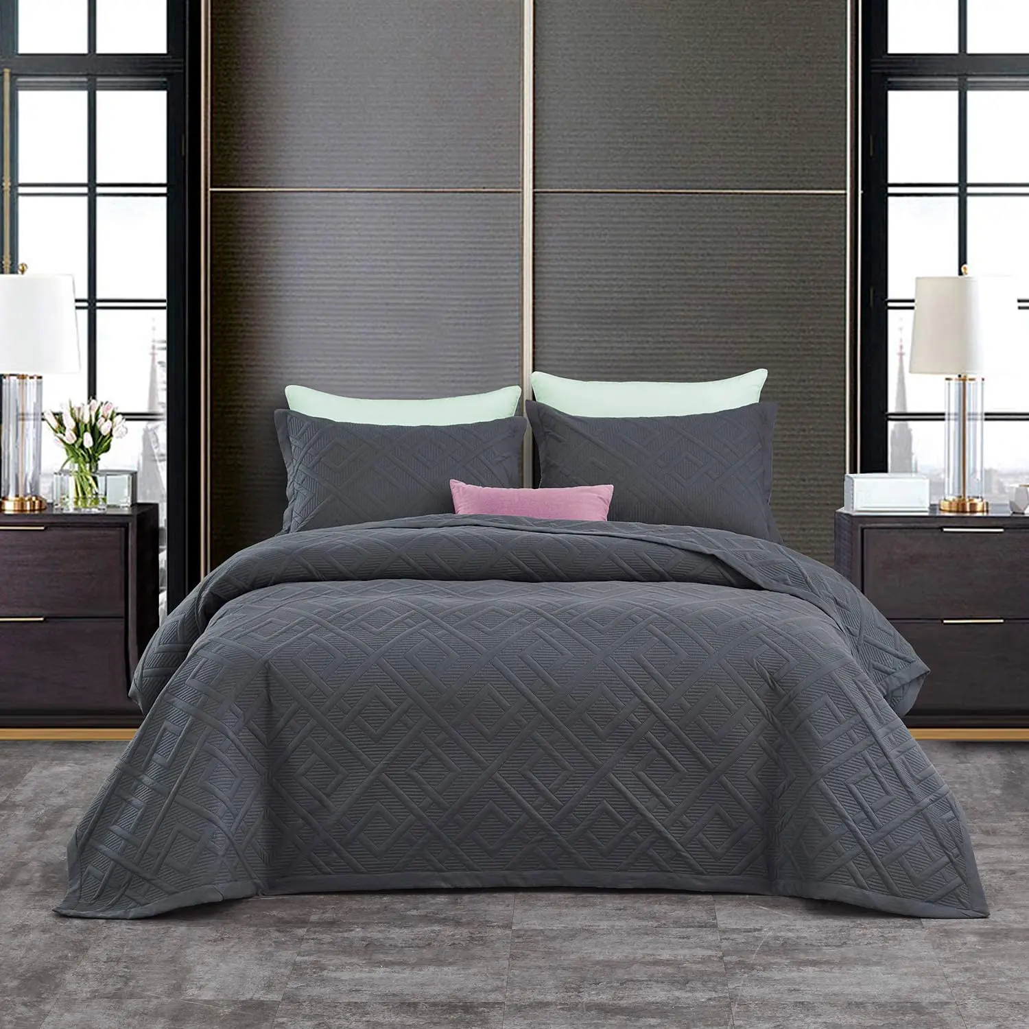 beroerte pop visueel Embossed Pattern Reversible Quilted Bedspread Coverlet Bed Throw For Bedroom  Decor - Buy Reversible Quilted Bedspread,Bed Throw,Bedspread 200x220  Product on Alibaba.com