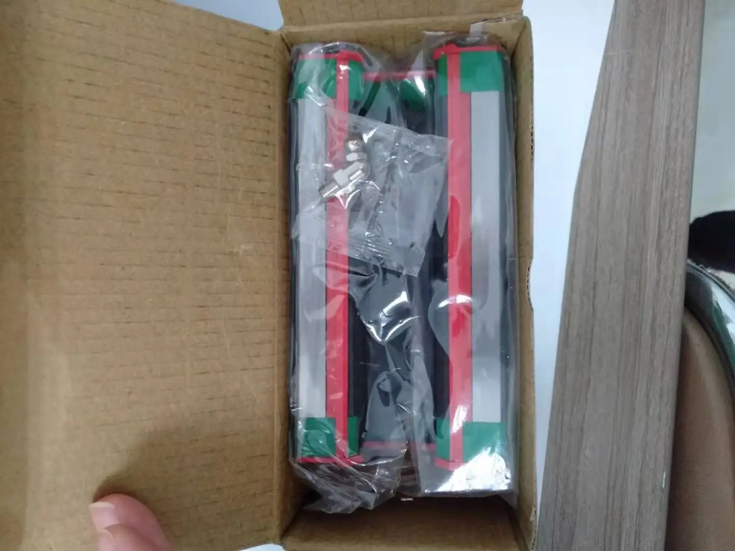 Cursore Lineare Hiwin QHW15C+754L A Bassa Rumore - Surplus Nuovo - LMG-I-2021 - Foto 5