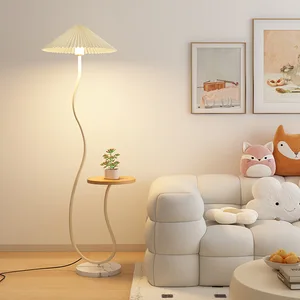 Vintage Wooden Bedroom Living Room Nordic Modern Standing Floor Lamp Living Room Decoration LED Floor Lamp