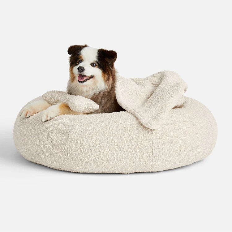 Custom Colors Logo Boucle Fabric Donut Dog Bed Luxury Pet Boucle Pet