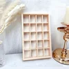 20 grid(embossed white background)02