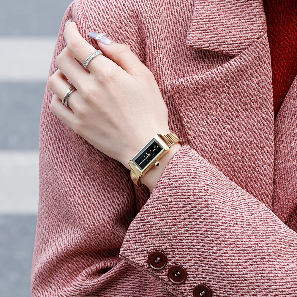 Elegant Gold Ladies' Watch with Narrow Strap