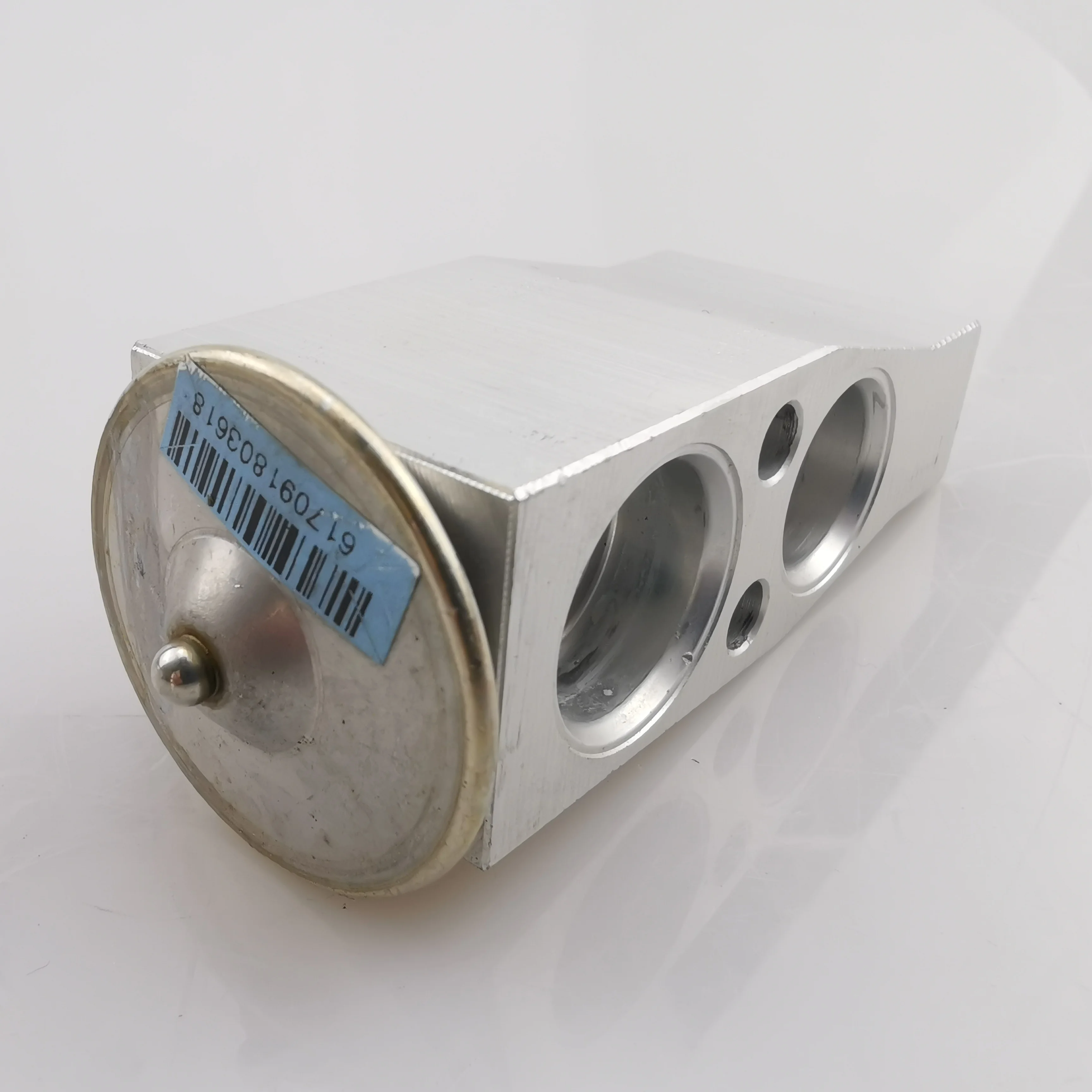 SAIC MAXUS G10 Expansion Valve C00027256 C00074200 - Quality AC System ...