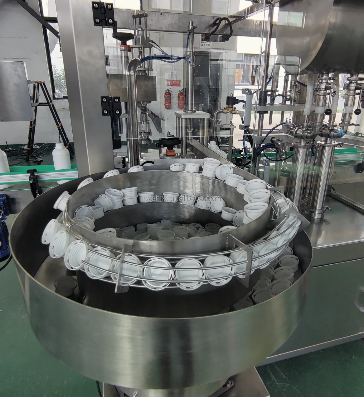 Fully Automatic 100-500ml PET Plastic Bottle Concentrated Flavor High Viscosity Liquid Filling and Capping Machine details