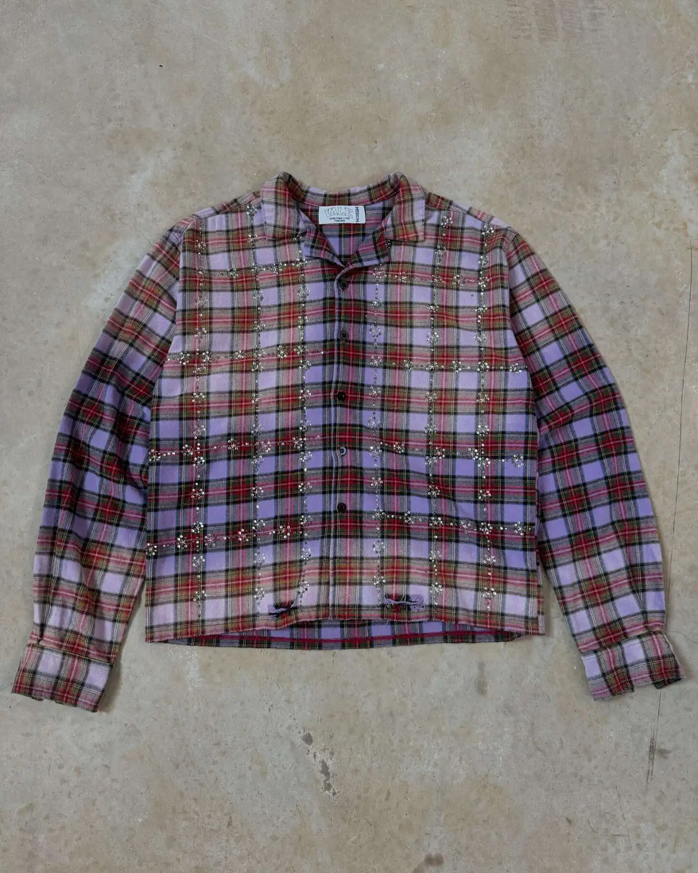 Custom Streetwear Street Vintage T-shirt Baggy Boxy Fit Collared Plaid Wash Button up Rhinestone Full Long Sleeve Shirts for Men gallery 4