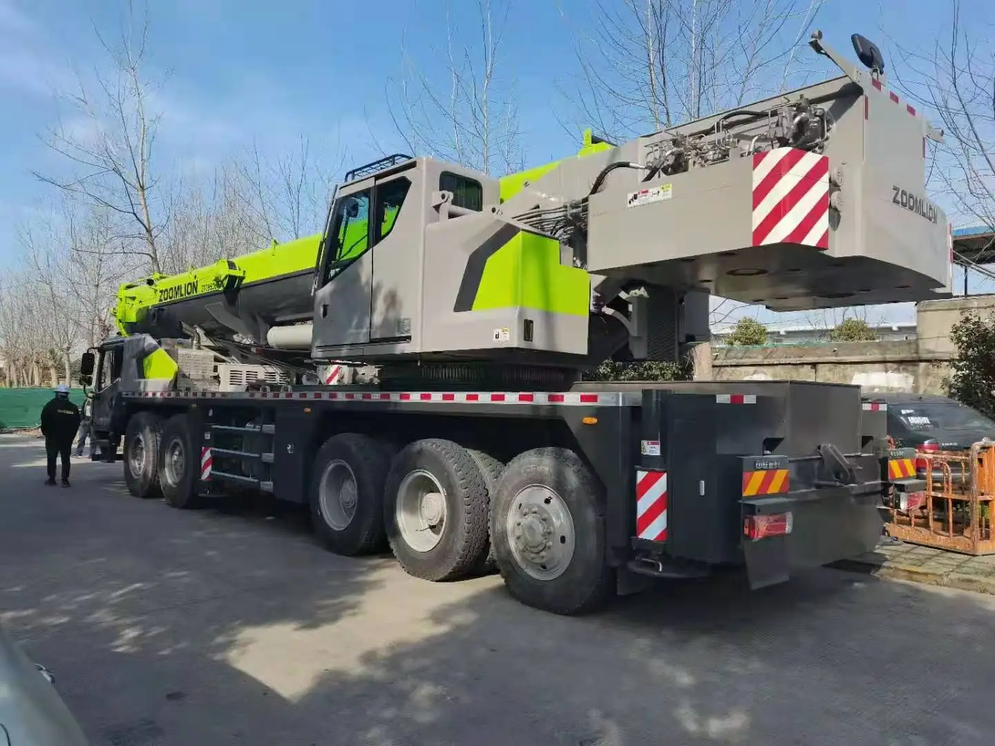 Zoomlion 300 Ton All Terrain Crane Zat3000v753 For Sale With 7 Section ...