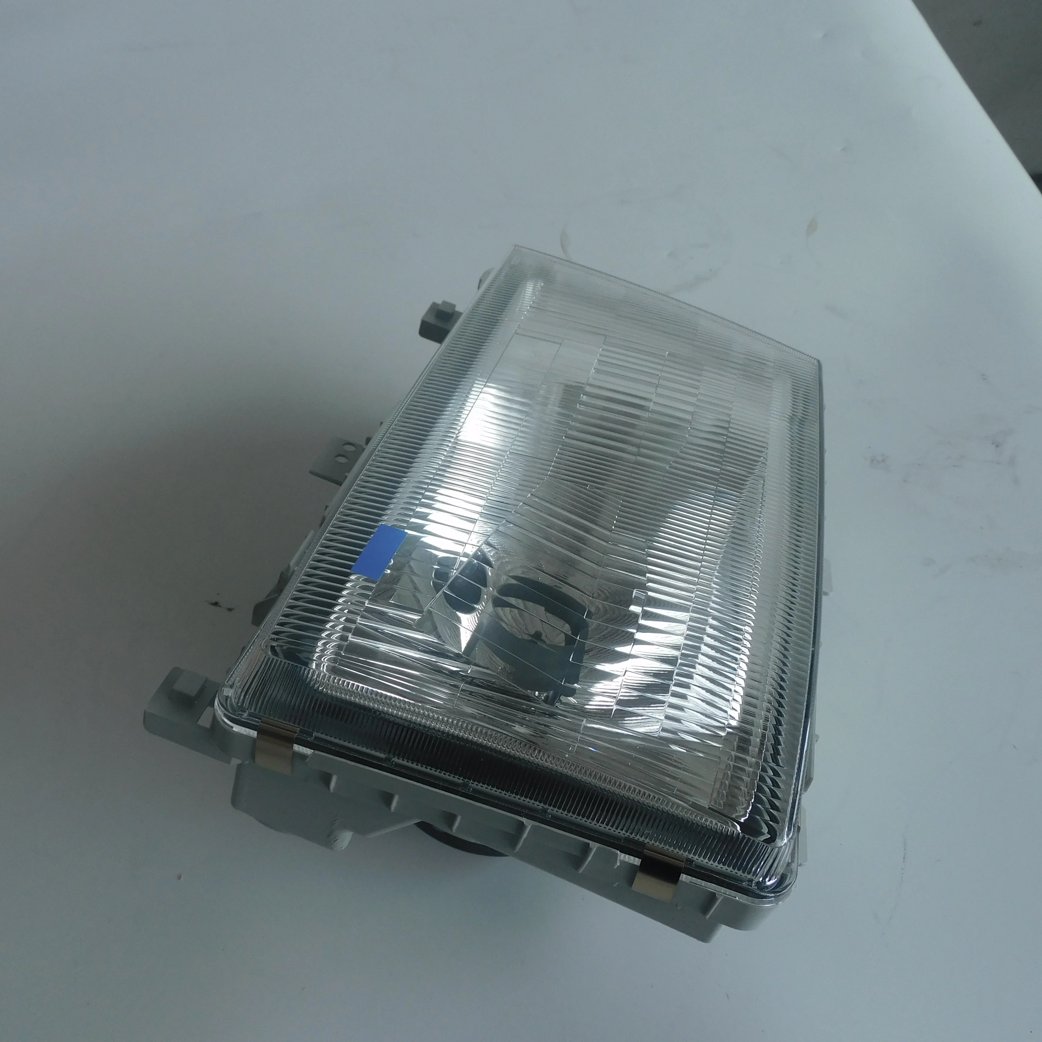 MK580601 for Genuine Mit 4M50 Head Lamp - Reliable Performance