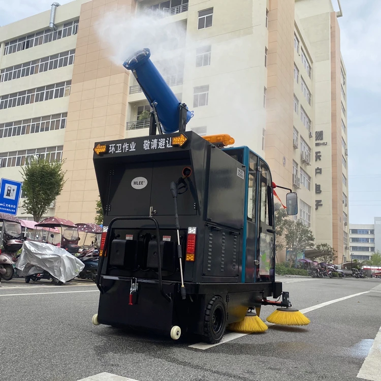 3 floor cleaning machine.jpg