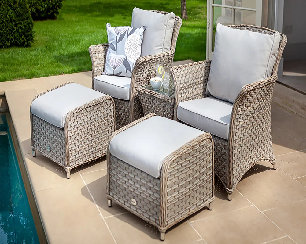 Classic Style Space Saving Wicker Rattan Chairs Garden Sofa Set Outdoor