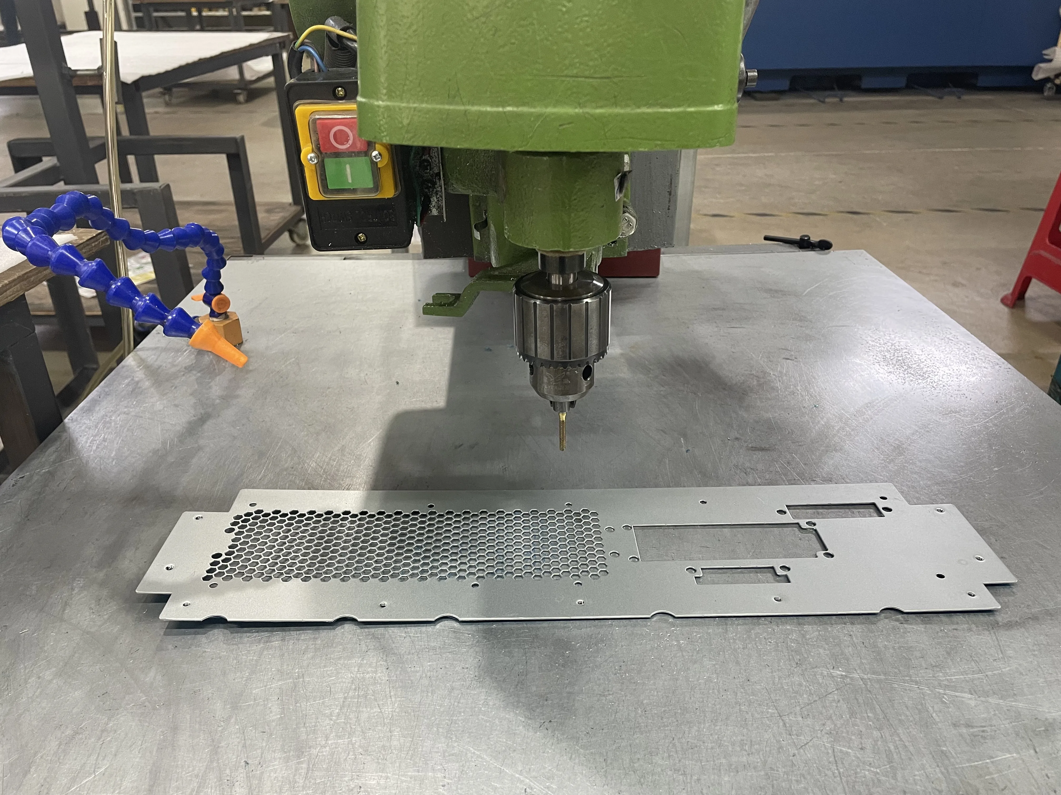 Custom Server Chassis Shell with 0.01-0.05mm Tolerance Precision Sheet Metal Fabrication and CAD Design Support