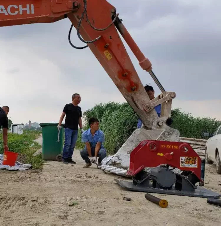 Заводская оптовая продажа уплотнитель для продажи уплотнительная плита строительство дорог