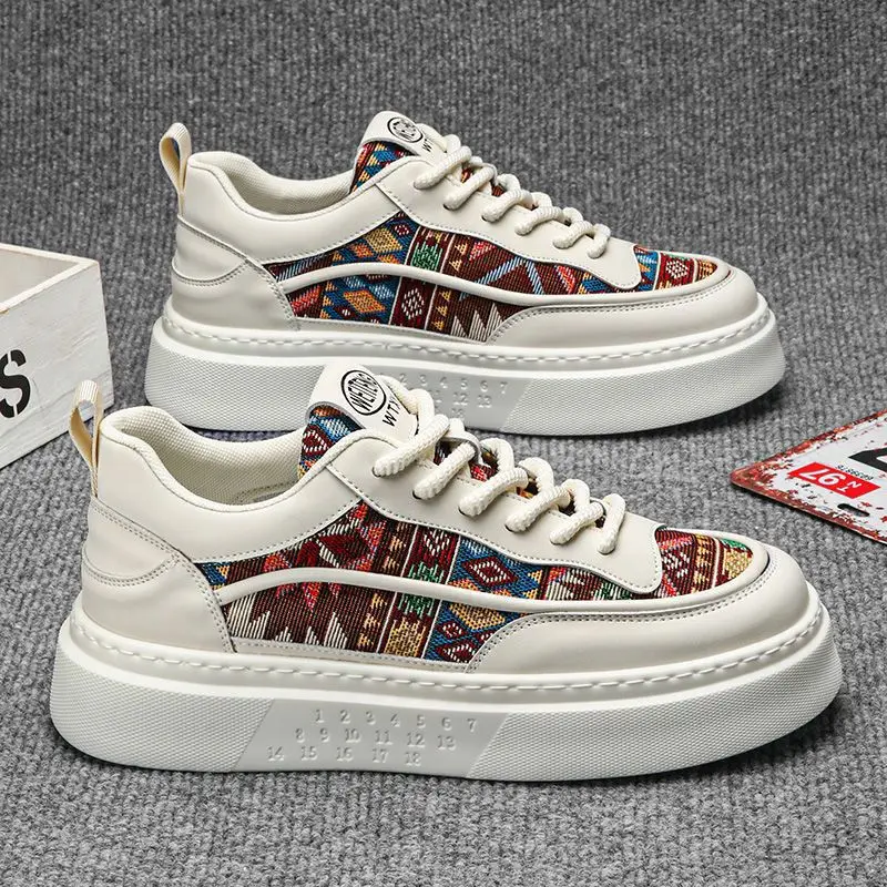 New Breathable Casual Design Sensory Skateboard Shoes for Men's Sports Thick Sole Elevated Canvas Men's Shoes Men's Board Shoes