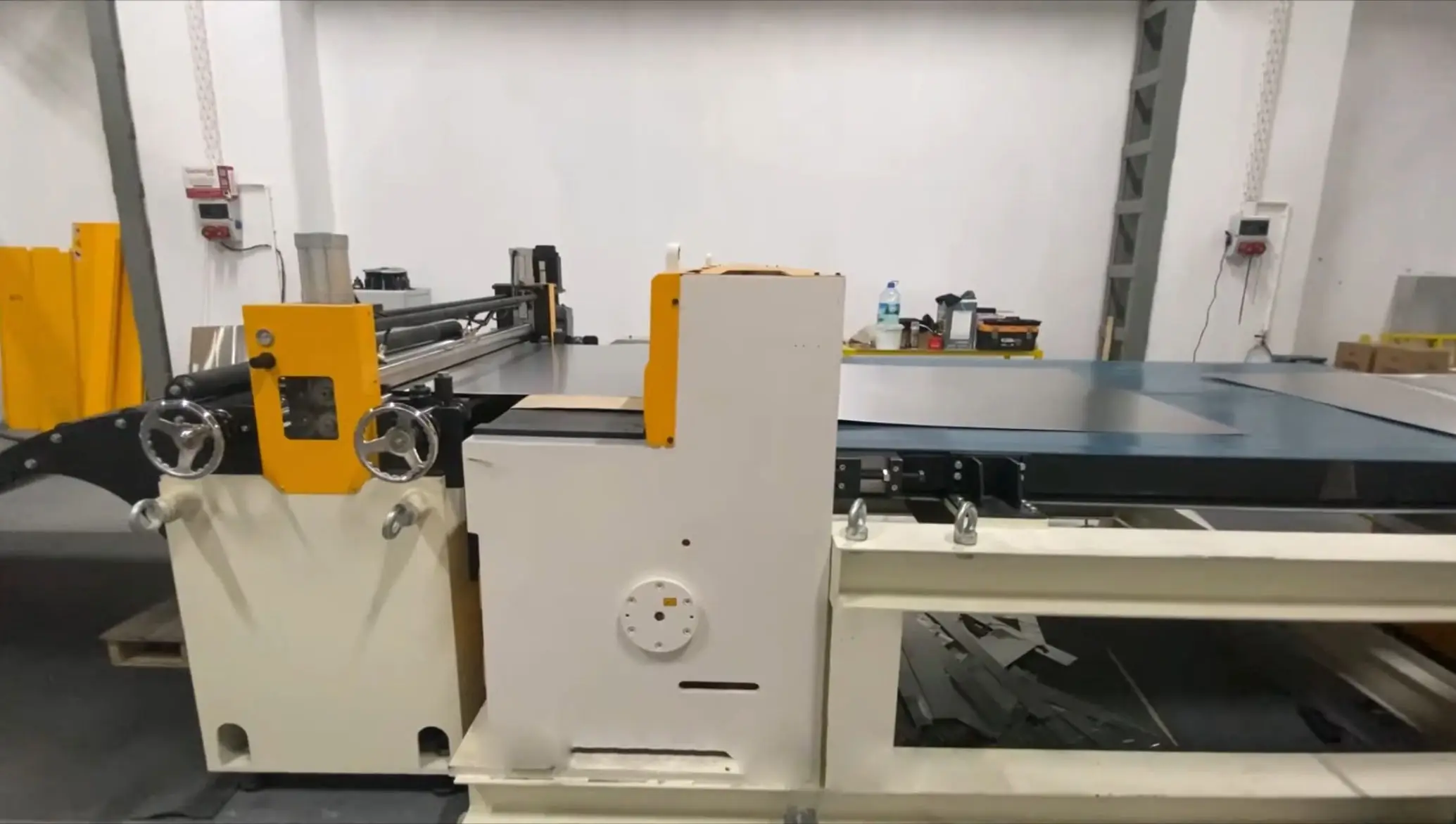 Cut to Length Machine for Stainless Steel Coil Decoiler Leveler Flying Shearing Cut to Length Machine
