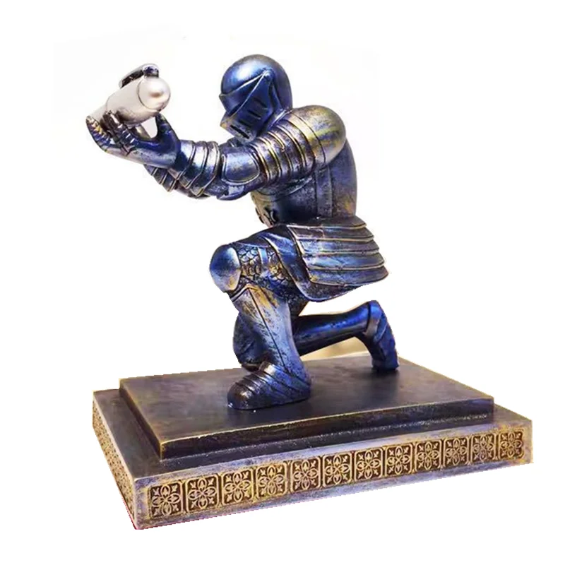 Creative Resin Pen Holder Knight Pen Holder Desk Organizer Pen Holder