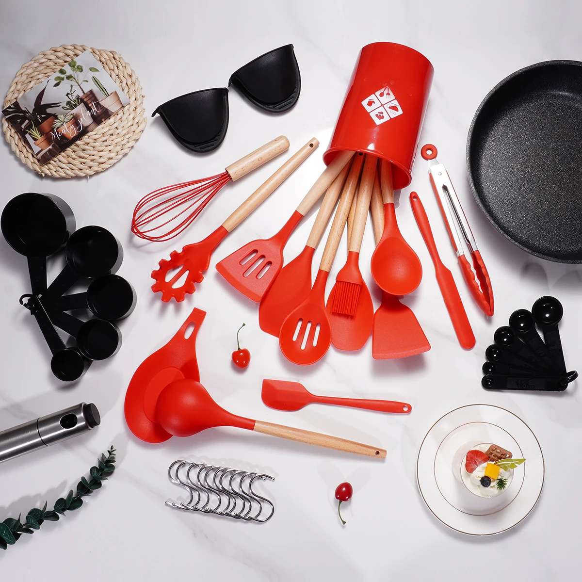 Набор кухонных принадлежностей Nonsti с деревянной ручкой 12 шт. 38