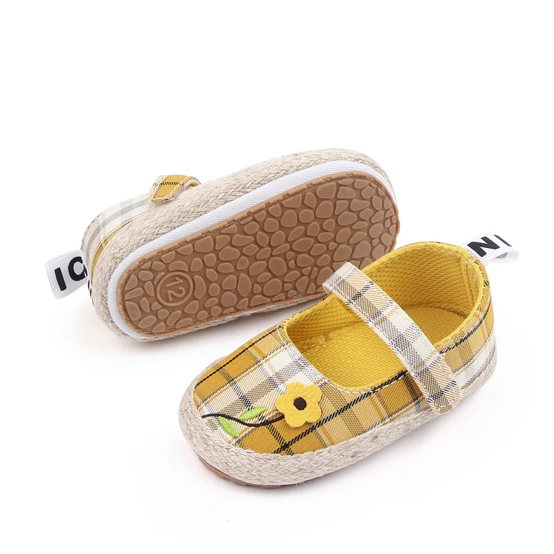 New Arrival Non-slip Spring and Summer Plaid Design Baby Girl Toddler Shoes manufacture