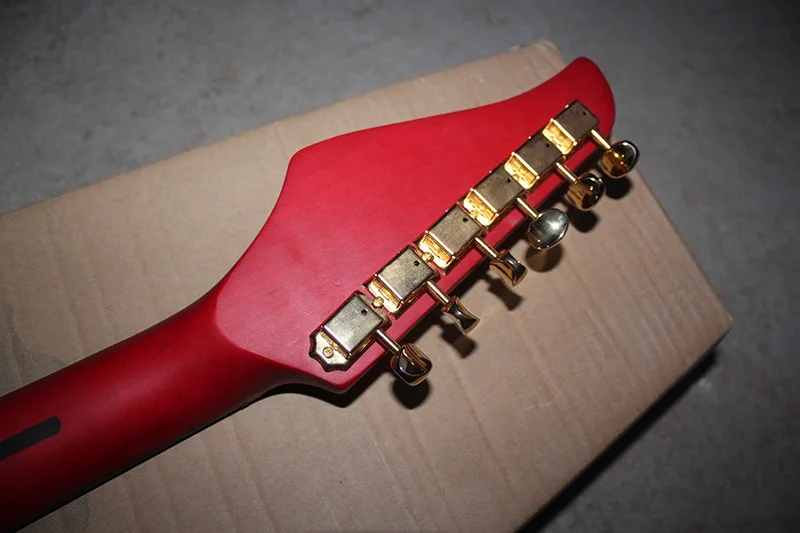 Flyoung Matte Red 6 Strings Electric Guitar Cheap Price Guitar Factory Guitar