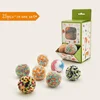 25 palline di peluche colorate + espositore