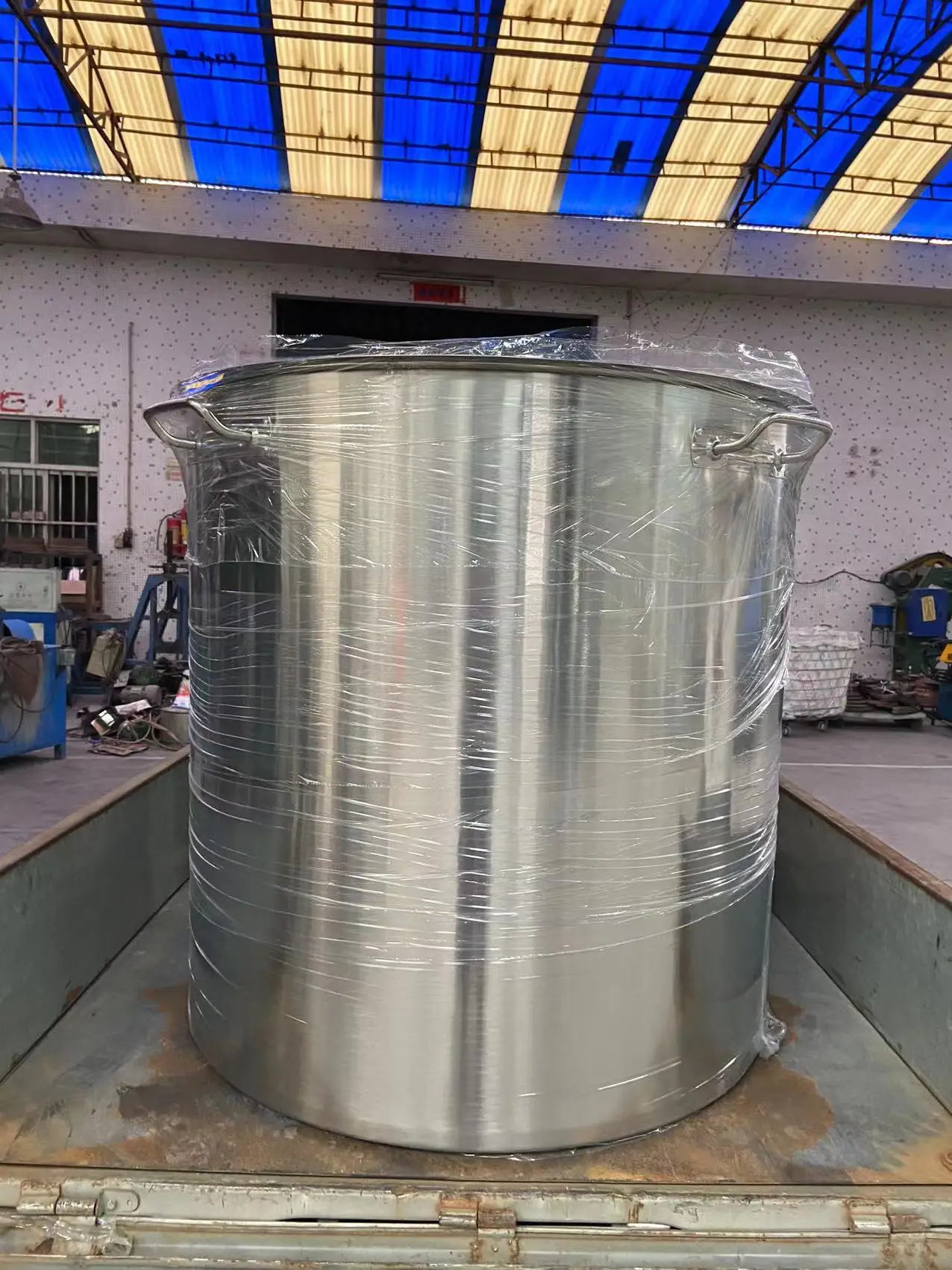 Factory Prices 700L Cooking Pot Composite Bottom Stock Pot Storage Container  Commercial Stainless Steel Big Pots_10