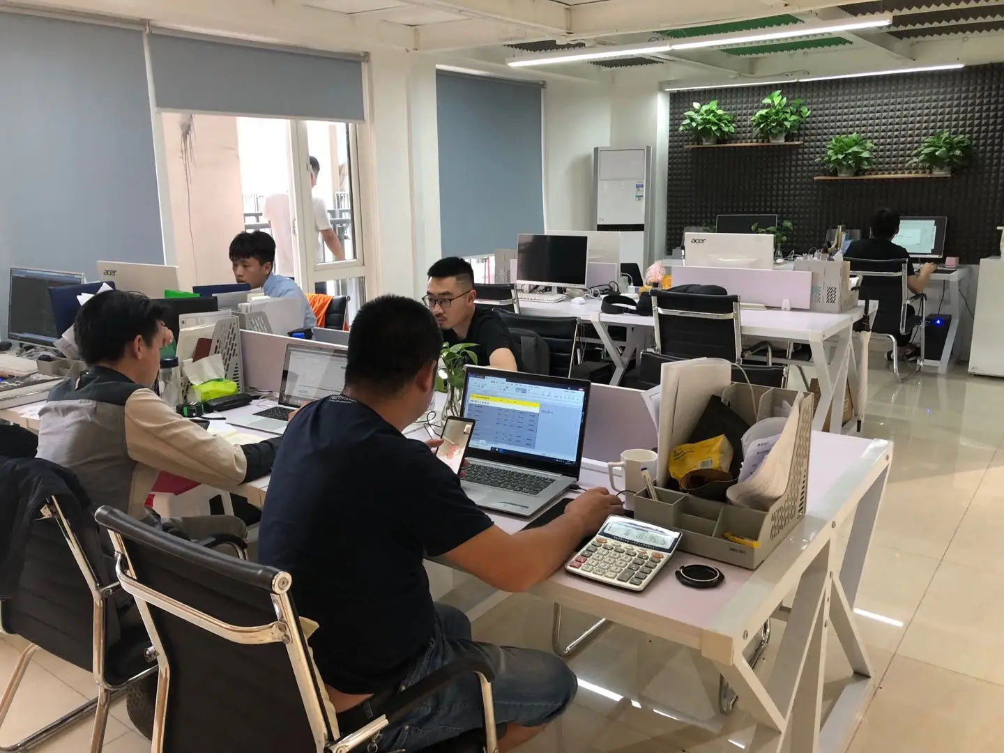 Chengdu Wudongqi Commerce And Trade Co., Ltd. 2