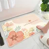 Crème parfumée et grappes florales douces et sucrées