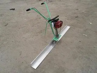 Concrete Vibrating Screed Floor Leveling Machine for Construction Works for Sale
