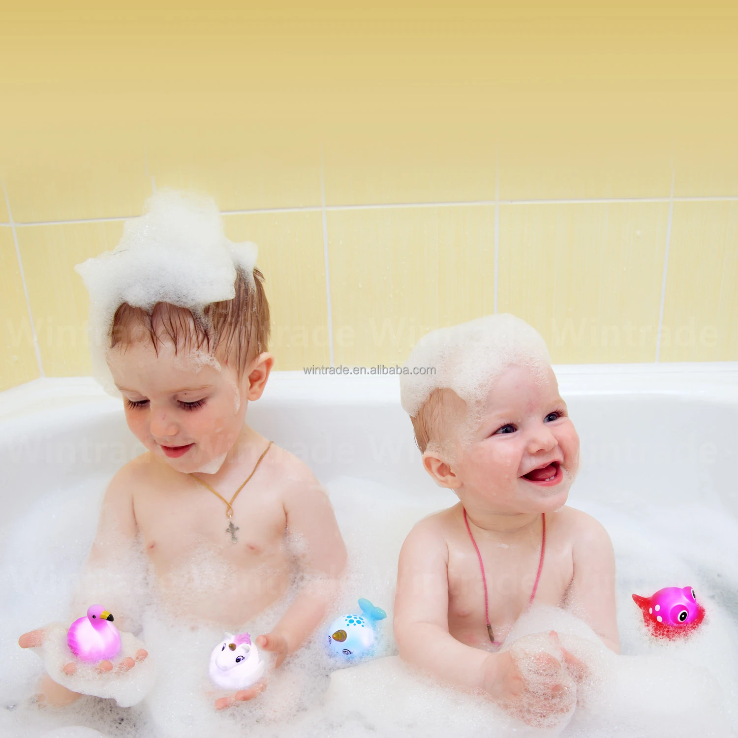 маленькие дети в ванне порно фото 108