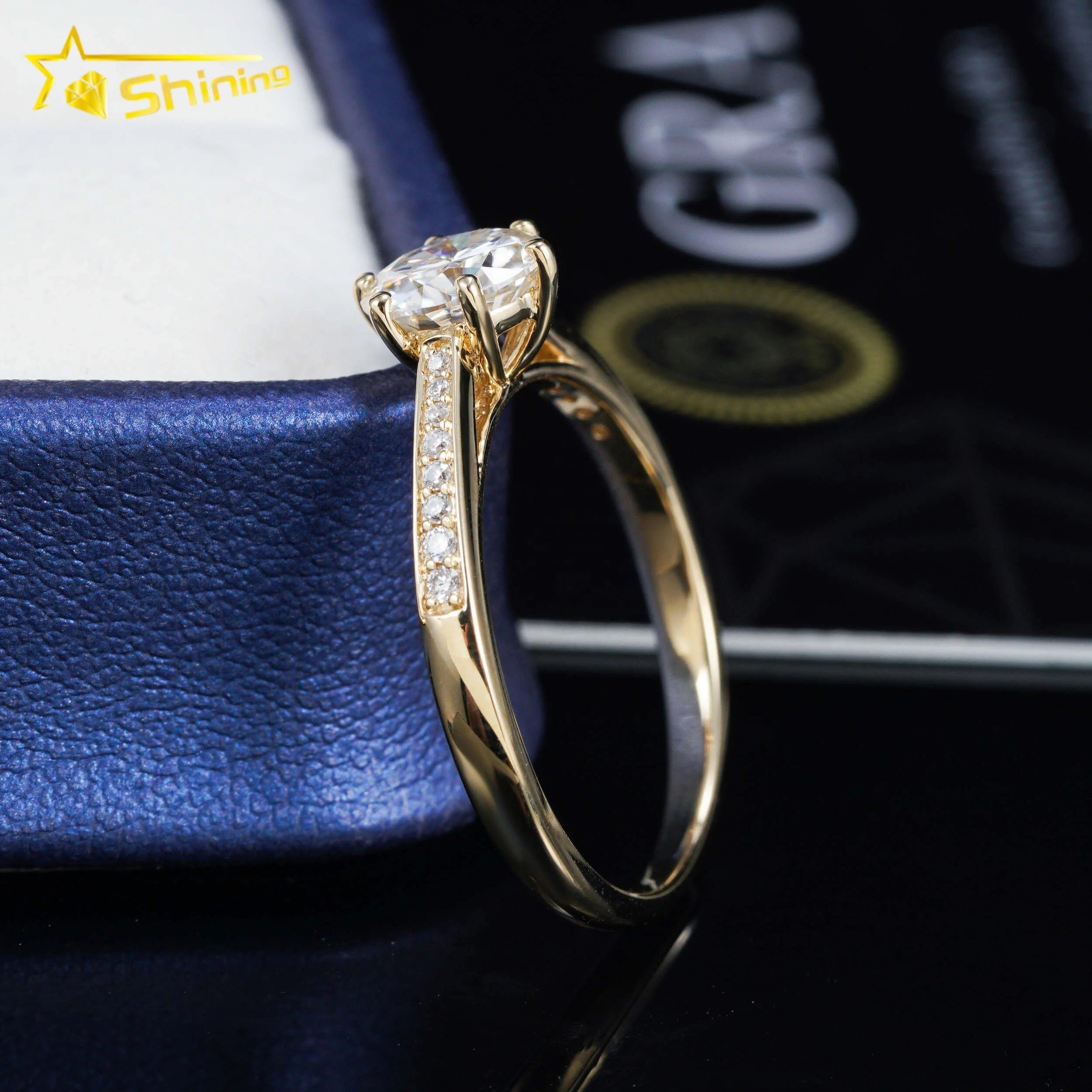 Certificado GRA Anillo de compromiso de oro amarillo redondo de