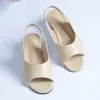Beige senza scatola da scarpe