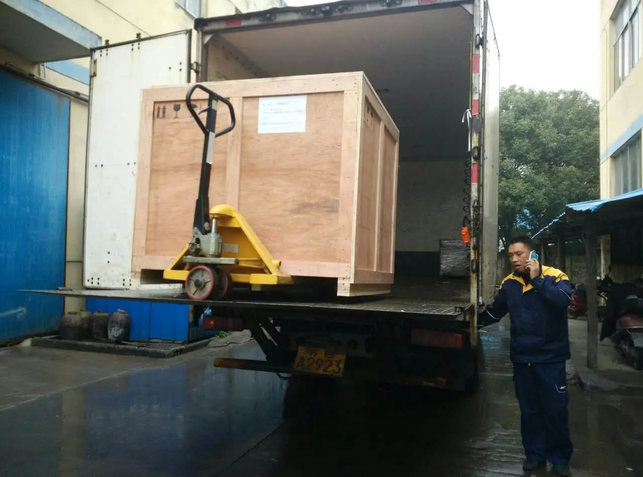 Small 150W Pneumatic Press Machine with 1 Year Warranty for Mobile Phone Screen Compression 50*40*55cm