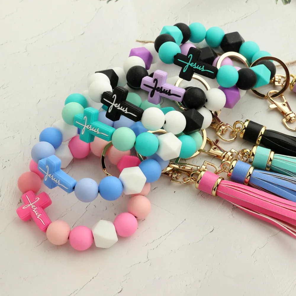 Christmas Beaded Bracelet Keychain Cartoon Silicone Bead Bracelet Wrist Keyring XMAS Gift Tassel Key Chain From Makeup2028, $4.08