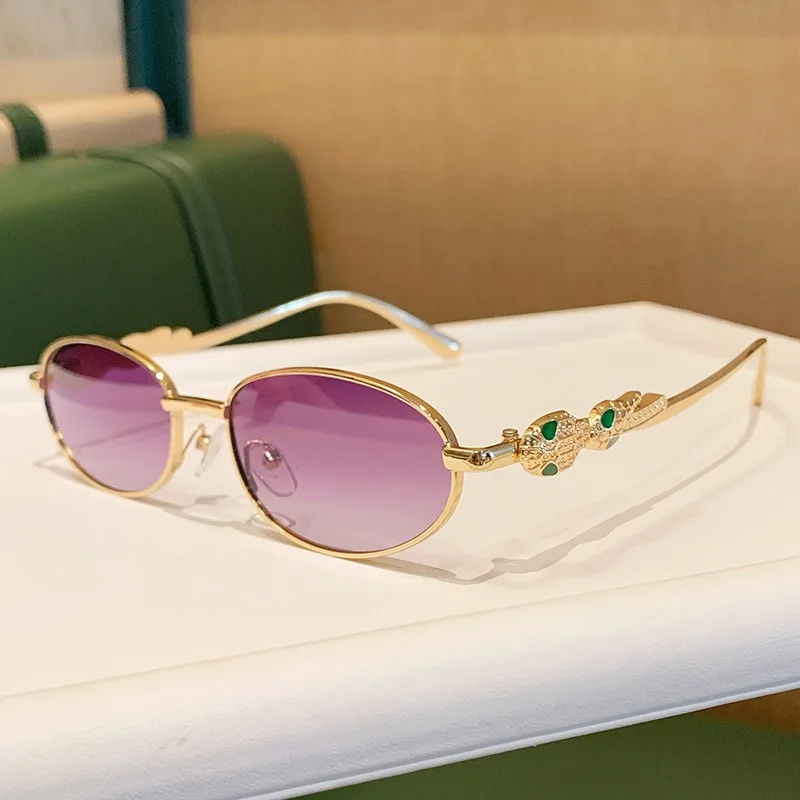 STORY HD98192 Trendy Luxury Snake Head Sunglasses Women Men Fashion Rhinestone Oval Metal Frame Sunglasses Custom Brand logo