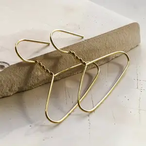 Designer Gold Plated 925 Sterling Silver Huggie Earrings for Women Popular Brands' Closet Coat Hanger for Wedding or Gift