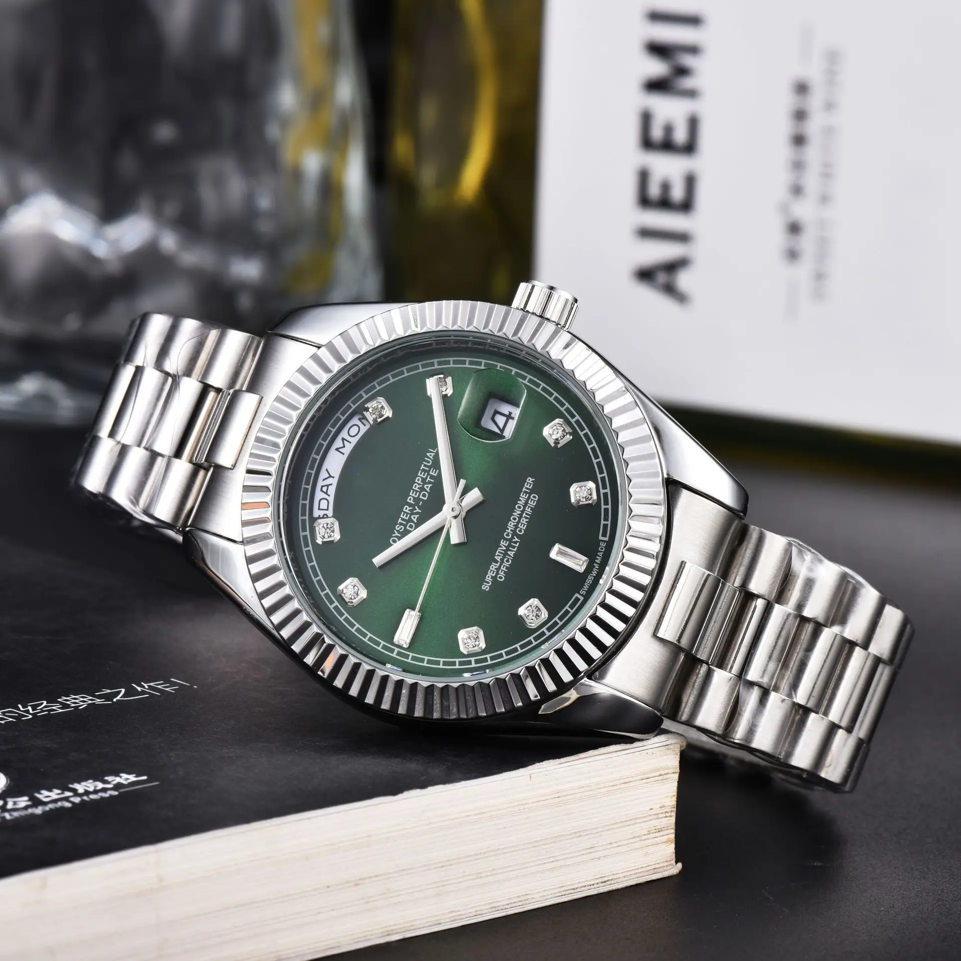 Diamond Quartz Men's Watch OM-208875