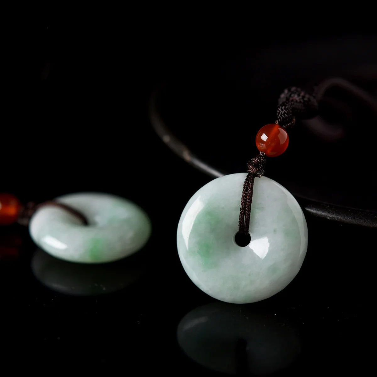 에너지녹스 중국산 100% 정품 인증 원형 도넛 코인 제이드 펜던트 목걸이| Alibaba.com