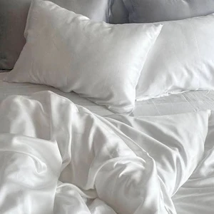 High Quality White Pure Cotton Fabric Supplier Bed Sheet Fabric Washable