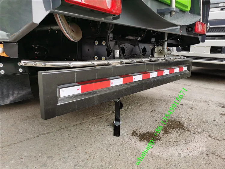 road sweeper truck (12).jpg