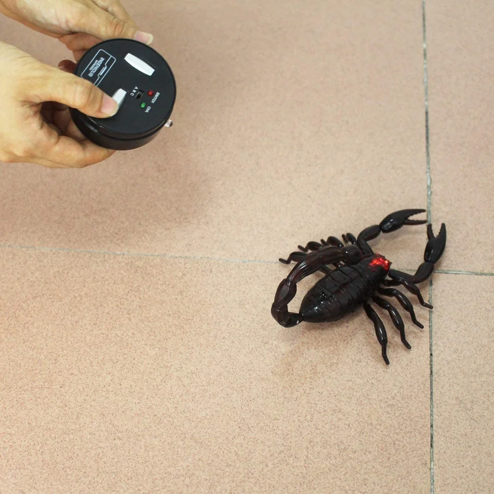 Elektronisches Realistisches RC-Skorpion-Spielzeug 9992 Neuartige Infrarot-Fernbedienung Skorpion-Scherzartikel Insekten für Partys