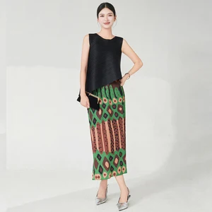 Wholesale Women Fashion Set Designer Sleeveless Top and Skirt Sets Stretch Miyake Pleated Set