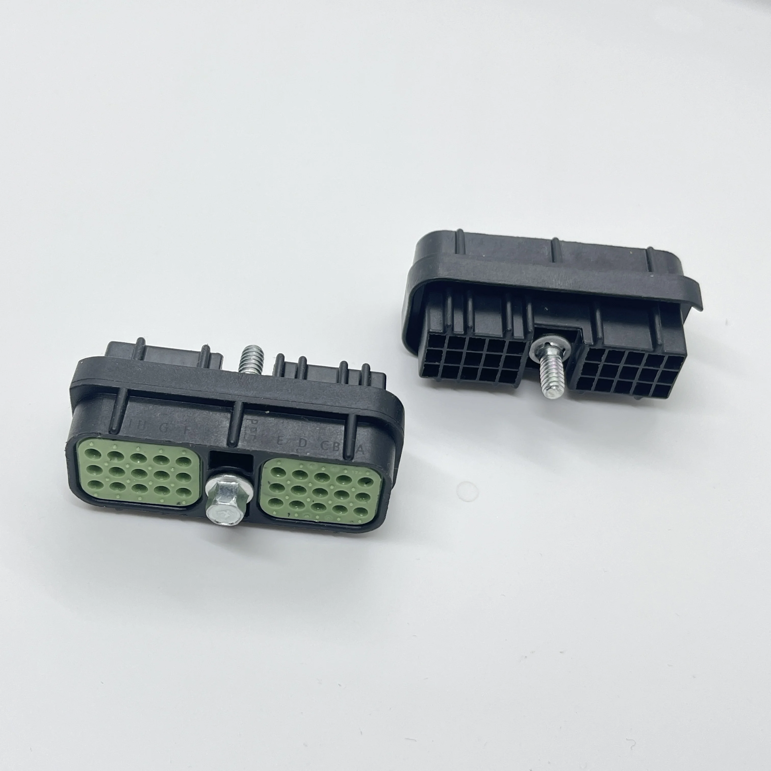 Aptiv 15492542 Automotive Connectors 30P FM BLK CONN ASSY MP 150 