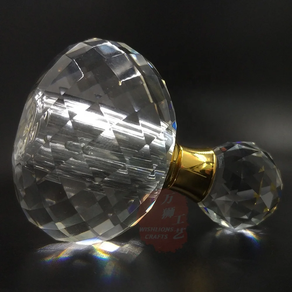 新しいデザインK9クリスタルボトル香水卸売ドバイボトルガラス空