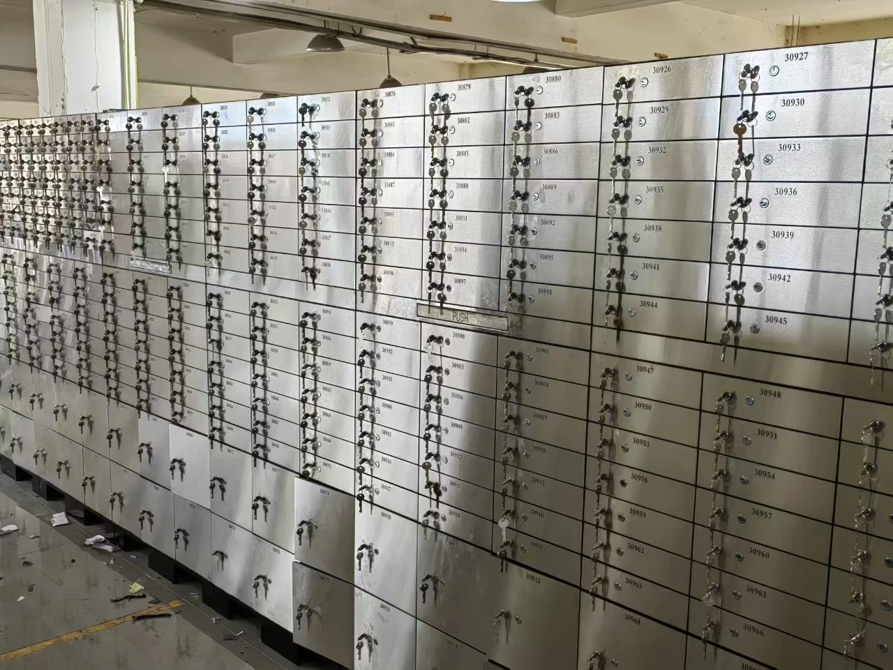 CEQSAFE High Quality Steel Money Cash Deposit Digital Home Money Deposit Safe Box Vault Safe factory