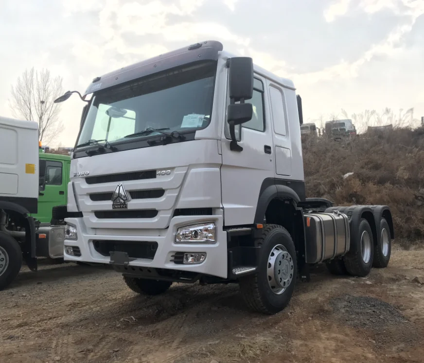 Sinotruk howo diesel engine 6x4 tractor truck head trucks for sale