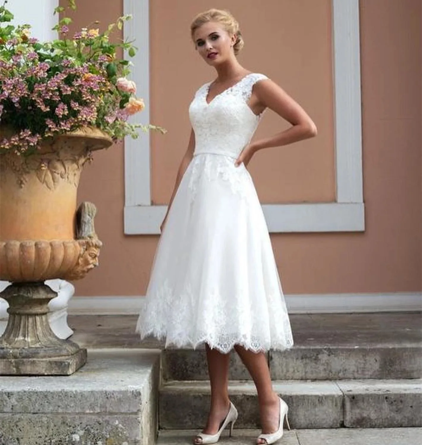 strapless open back dress Ivory Long Sleeves Handmade Flowers Wedding Dresses 2025 Dubai O-Neck –  SERENE HILL main image 0