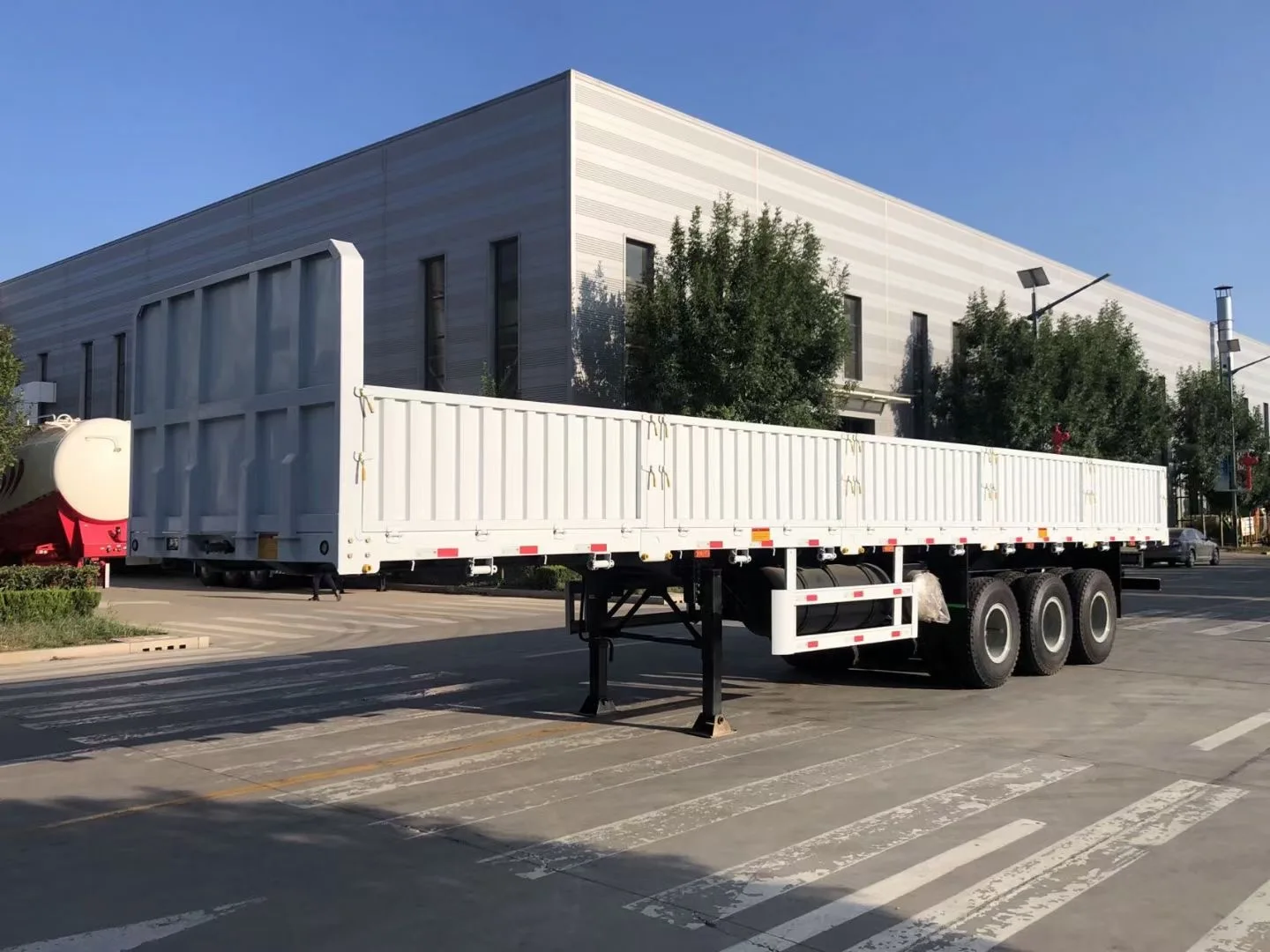Vehicle Master 3 Axles 40ft 12m 12.5m 40ton 50ton Side Wall Fence Cargo Semi Truck Trailer
