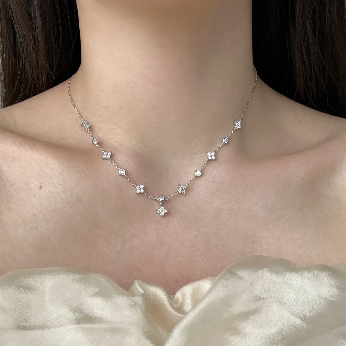 KAKODIY custom 5A Cubic Zirconia 925 Sterling Silver necklace women's matte four-leaf clover necklace bracelet jewelry set detail 4