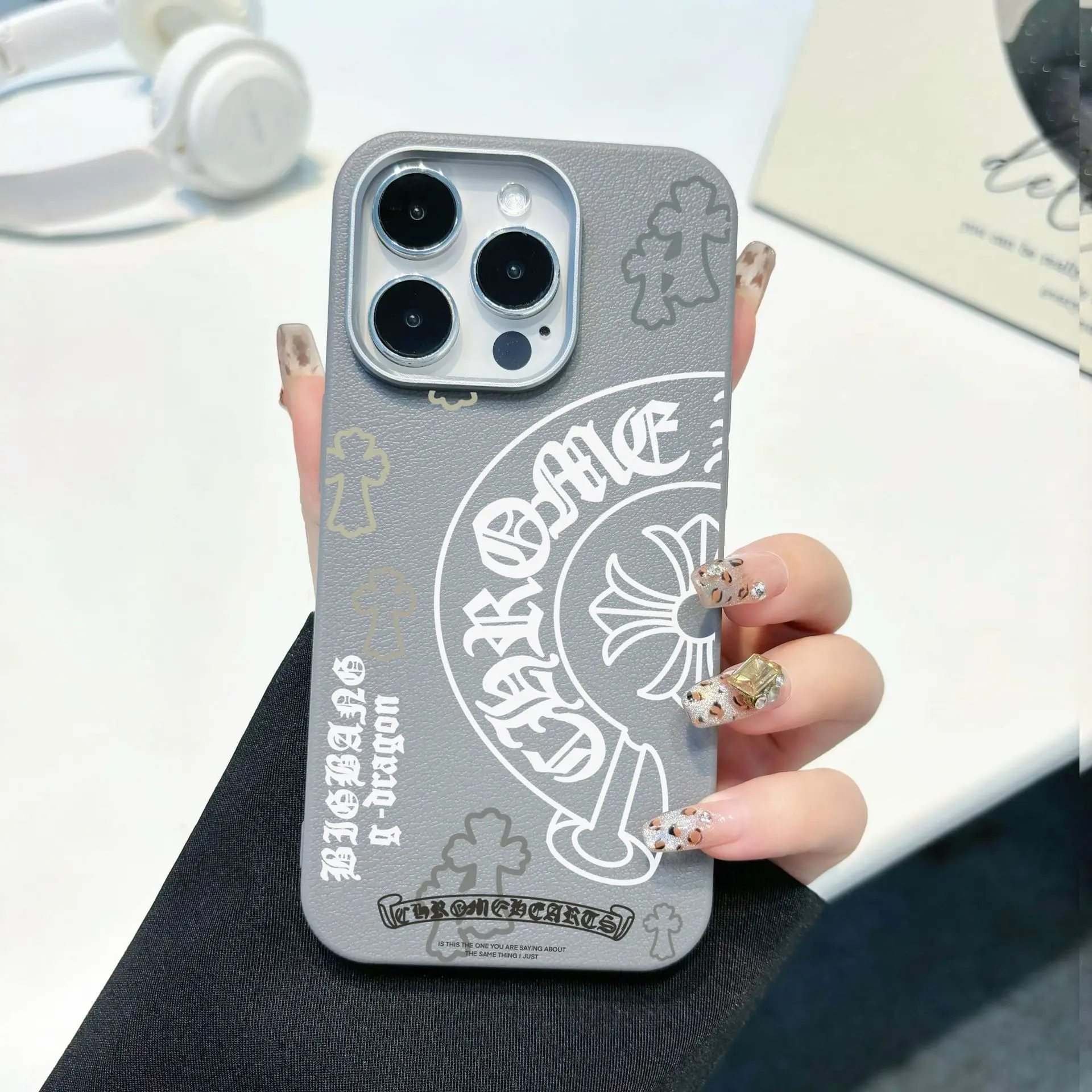 Stylish Cross Pattern Pu Leather Shockproof Phone Case for iphone 17 Pro Max 16 15 14 13 12 11 Fashion Brand Style Cover