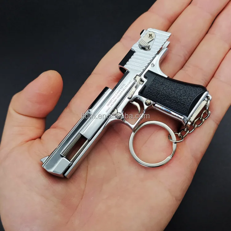 Miniature Desert Eagle Pistol Metal Keychain Gun Steel Gun Pistol Toy